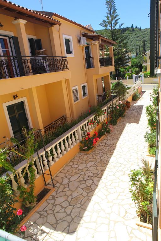 Fulvia Apartments Kassiopi Exterior photo